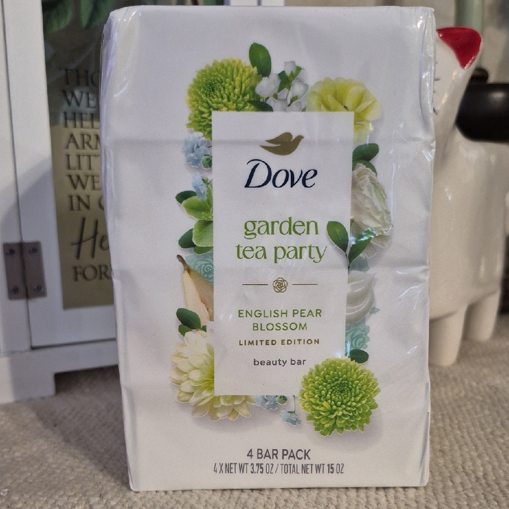 🥳3 For $20🥳 Dove Garden Tea Party Beauty Bar Soap - English Pear Blossom